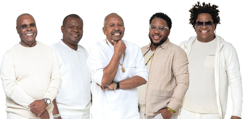 Fundo de Quintal embala Réveillon da Paz e marca a virada de 2026 em Volta Redonda