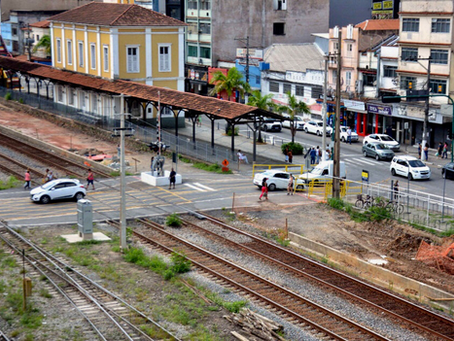 OPINIÃO | Vem eleição, vai eleição, e o trem continua passando