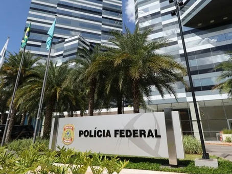 PF aperta cerco sobre Flávio Bolsonaro e financiamento milionário de filme