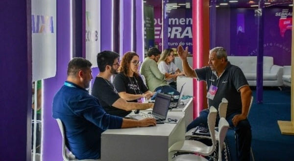 Resende reúne empresários e empreendedores em evento sobre negócios, inovação e investimentos