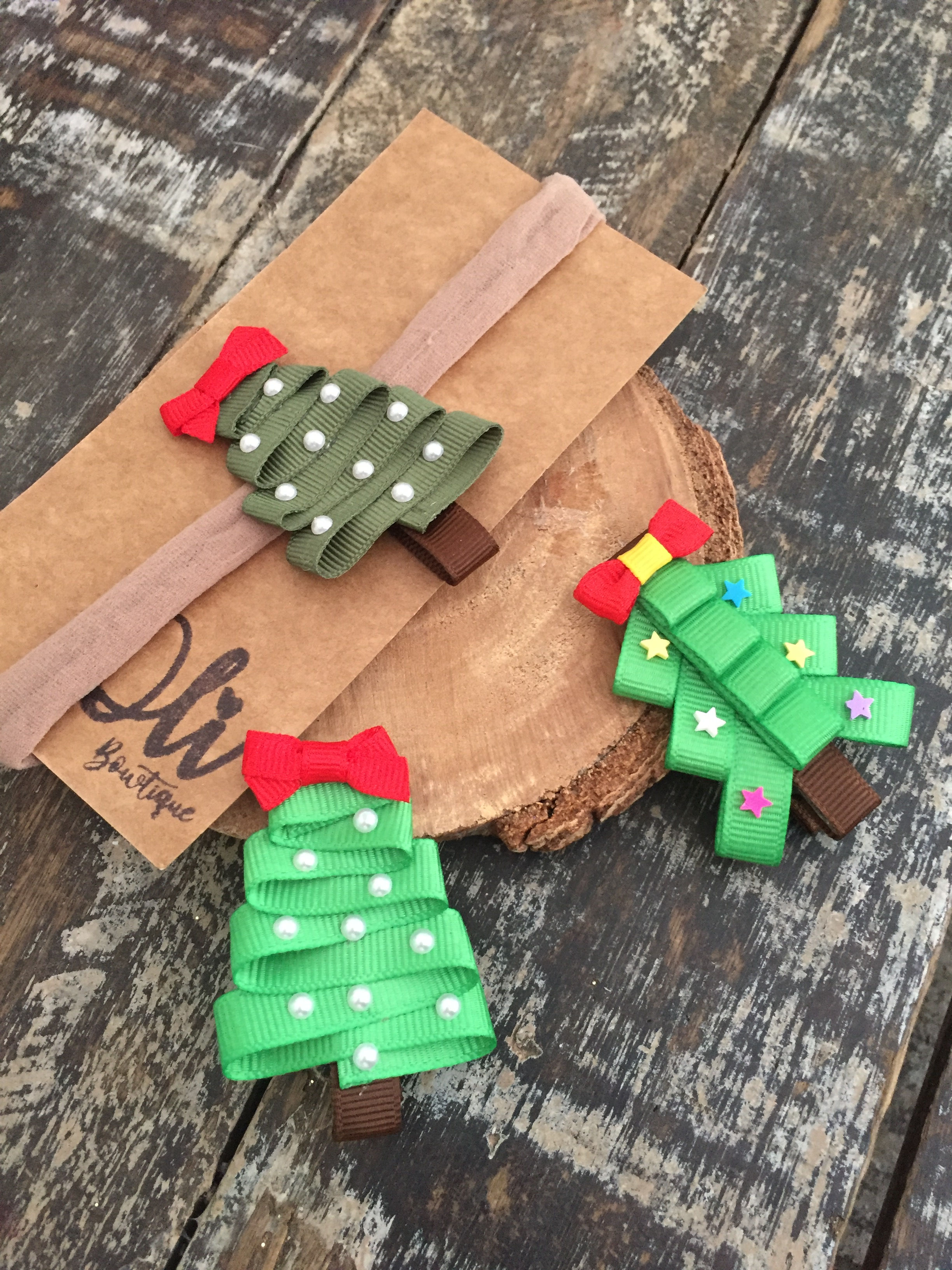 Árvore/ Guirlanda de Natal • Christmas tree/ wreath