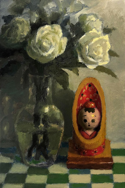 Kokeshi e Flores Brancas