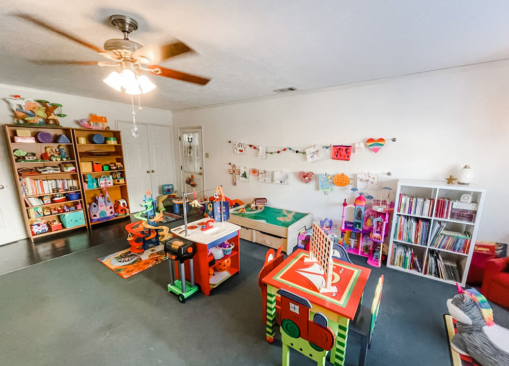10 Grandkids Playroom