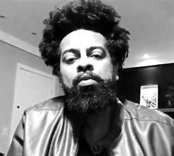 foto carlos laerte_edited.jpg