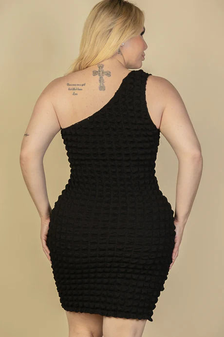Thumbnail: Plus Size Bubble Fabric One Shoulder Bodycon Mini Dress         
