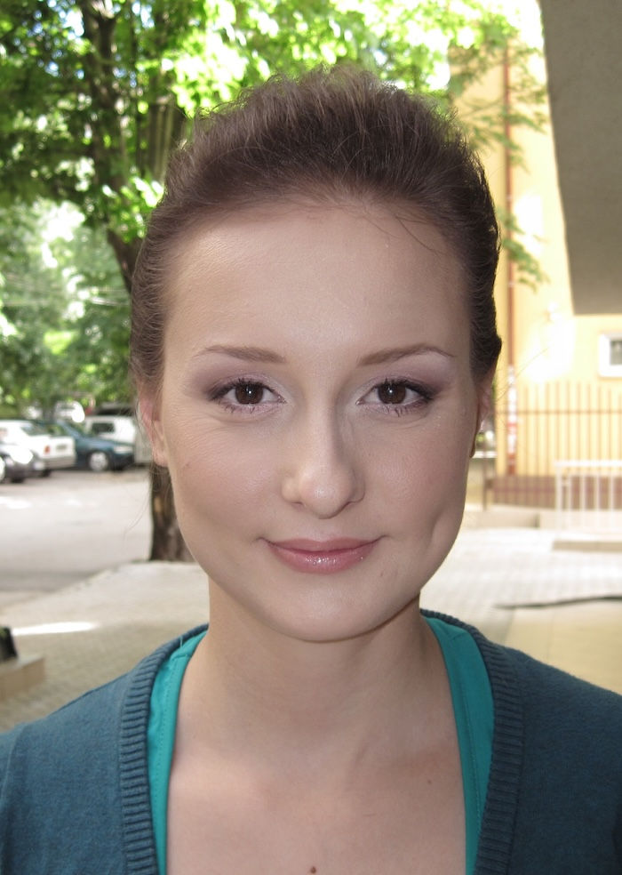 Професионален булчински грим в София и цяла България – Vessy Mineva. Сватбен грим с индивидуален подход Гримьор: Веси Минева София, България. Луксозен сватбен грим.