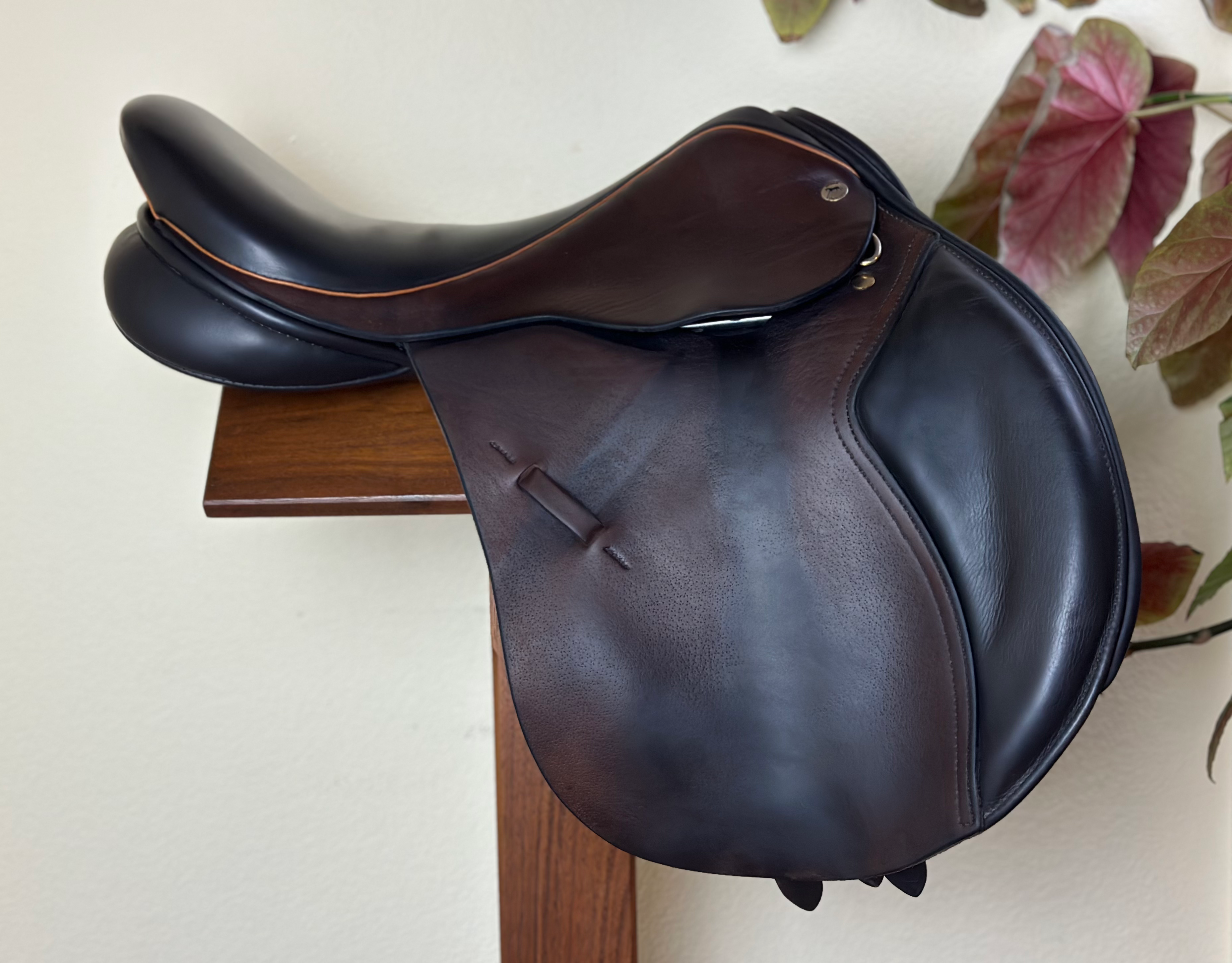 2011 Black Country Ricochet 17" MW, Wool Flocked #13719