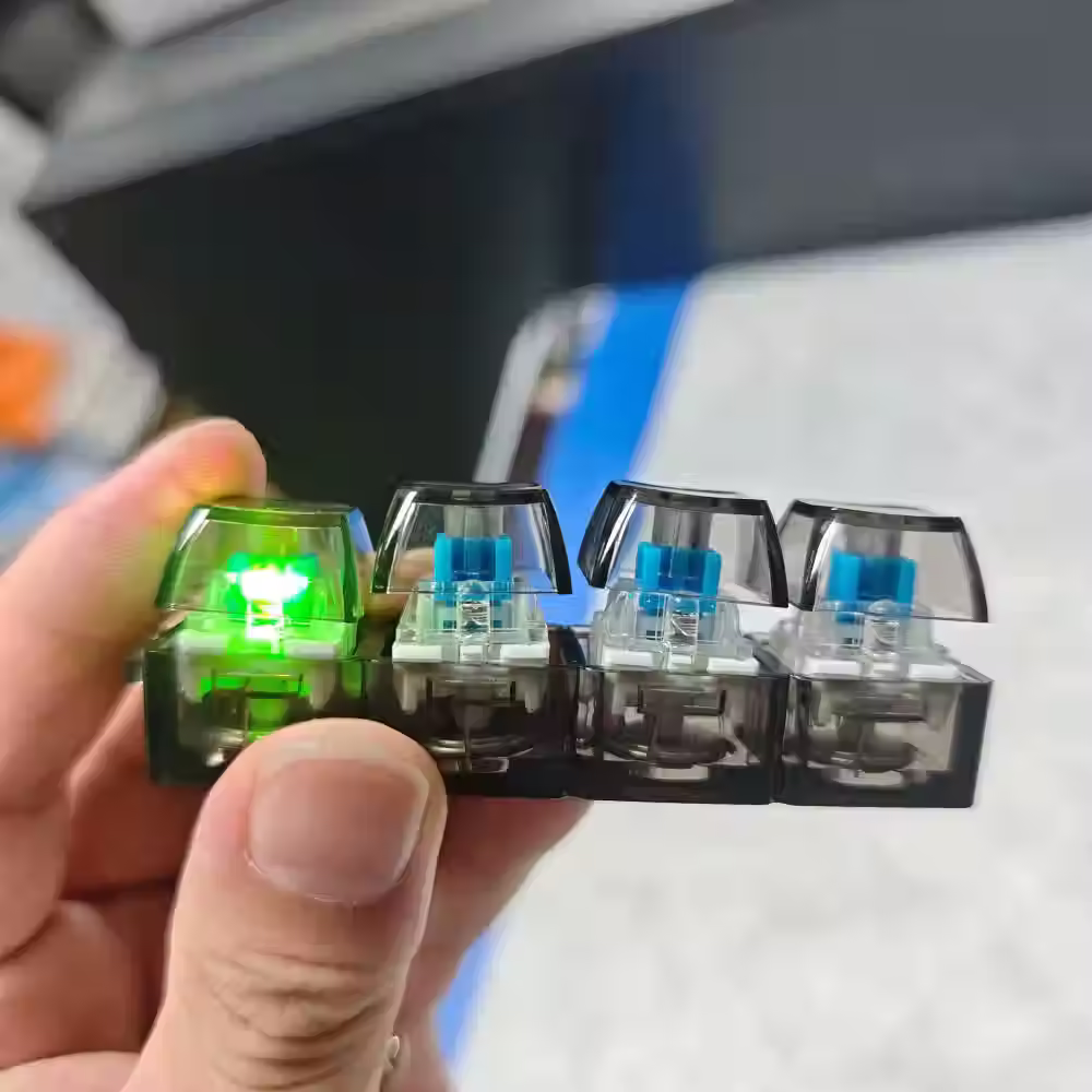 4 Key Mechanical Keyboard Keychain
