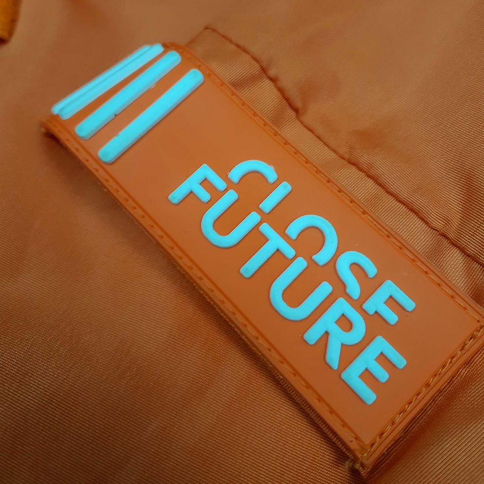 Miniature : Tracksuit – Orange top