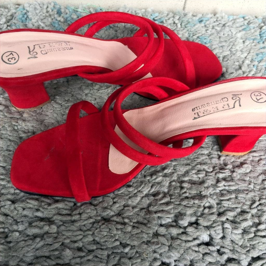 Sandales à talons / heeled sandals