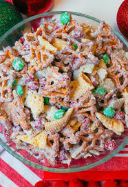 Sweet and Savory Christmas Party Mix