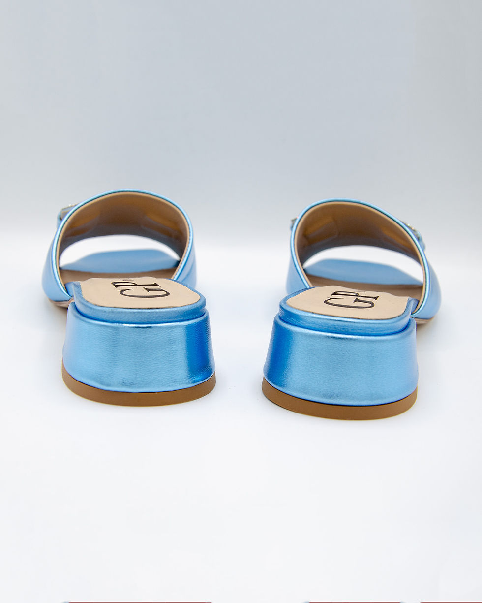 Miniature : Mules bleues laminés avec boucle decorative en strass
