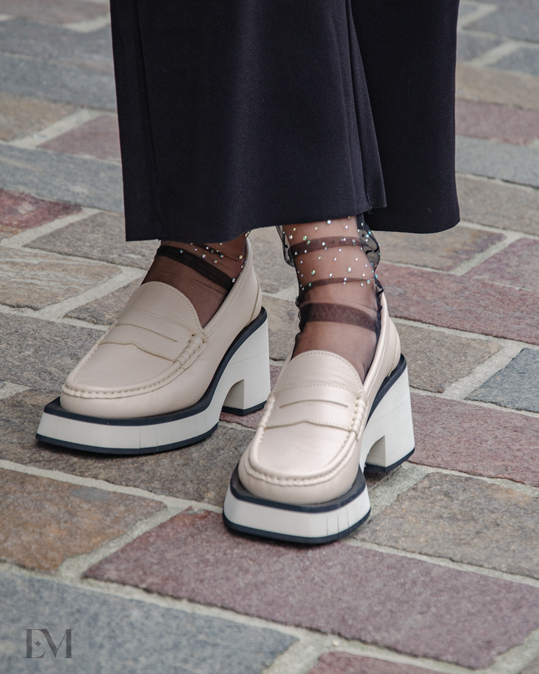 Mocassins à talon beiges