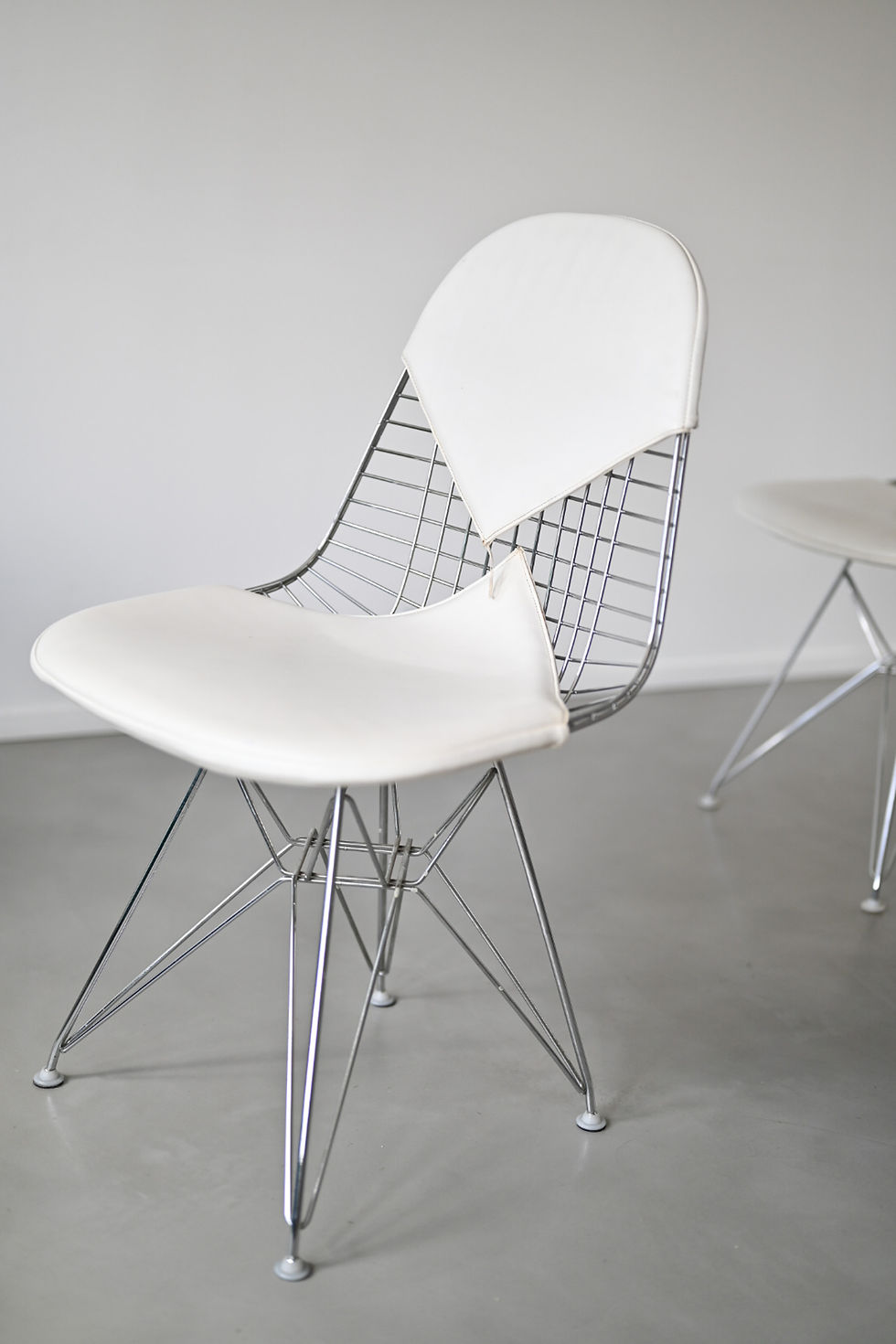 Thumbnail: #eames #wiredkr2 #bikini #galeriebikini #hermanmiller #design #vintage