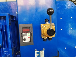 Belt Cutting Machine pic(4).png