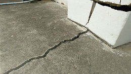 FISSURES_ET_SOULEÌVEMENT_DES_DALLES_DE_