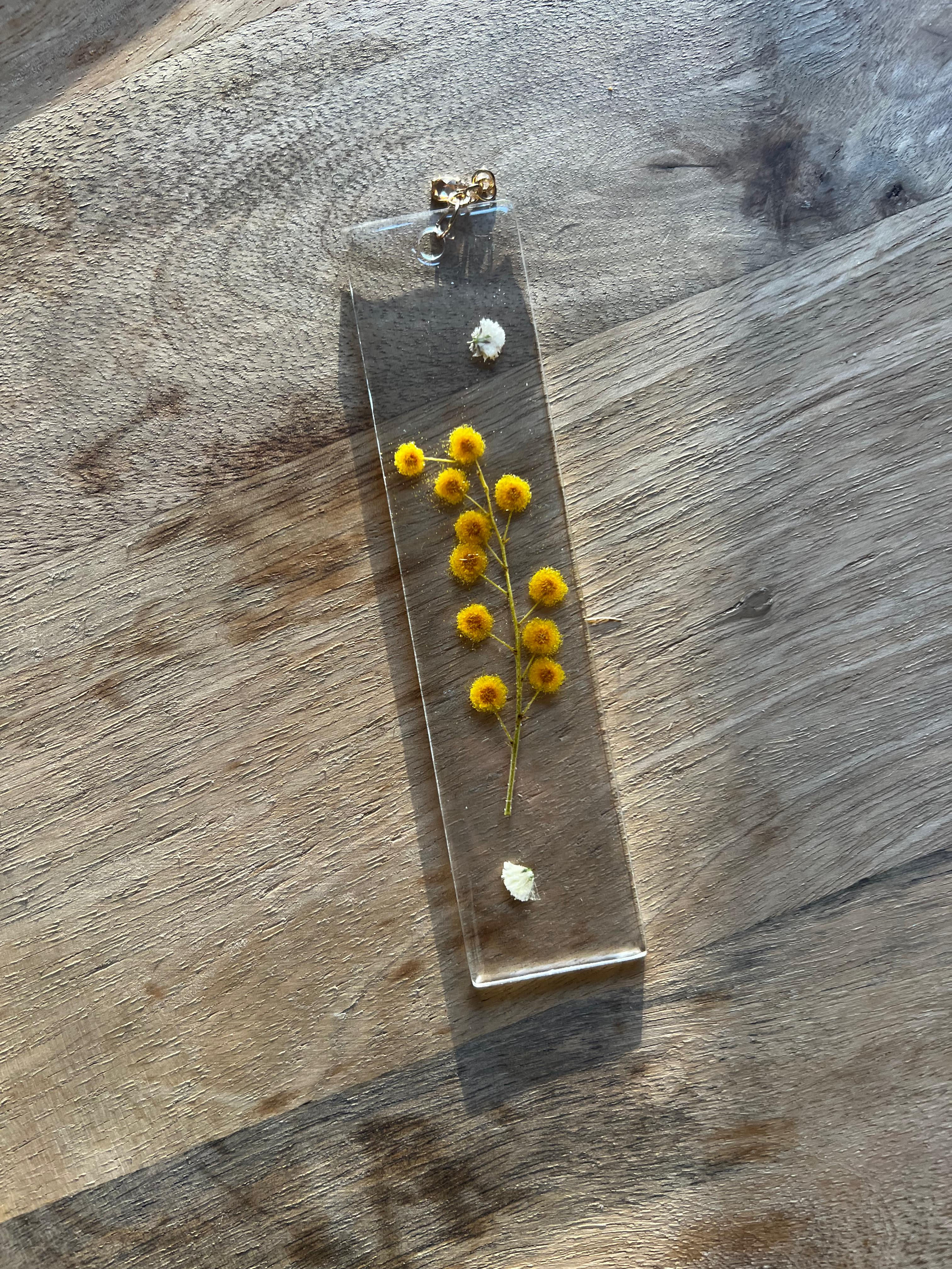 Marque page fleur branche