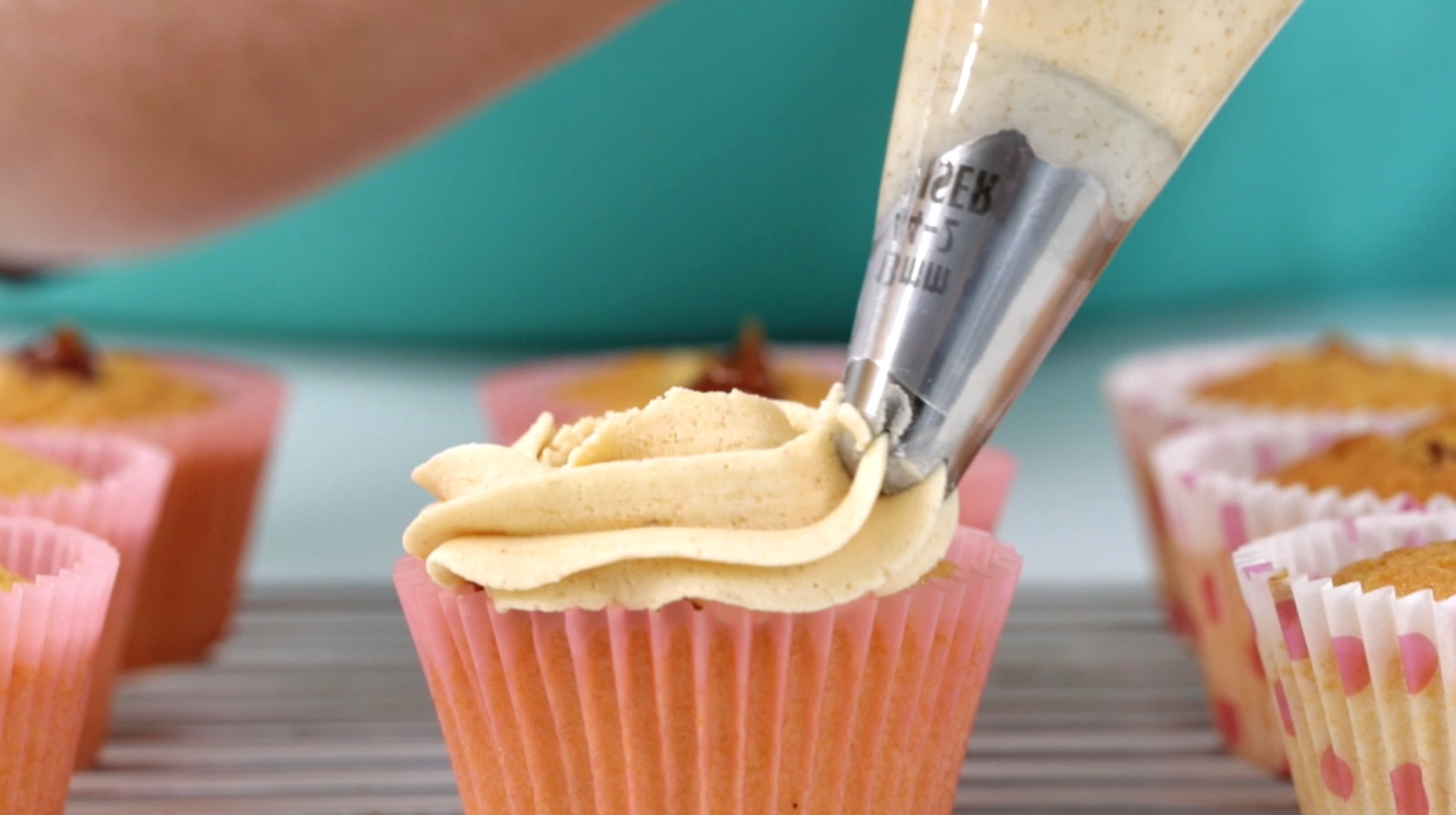DR. OETKER - CUPCAKE PRODUCTS