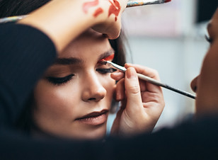 Makeup Artist 