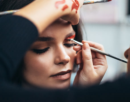 Makeup Artist 