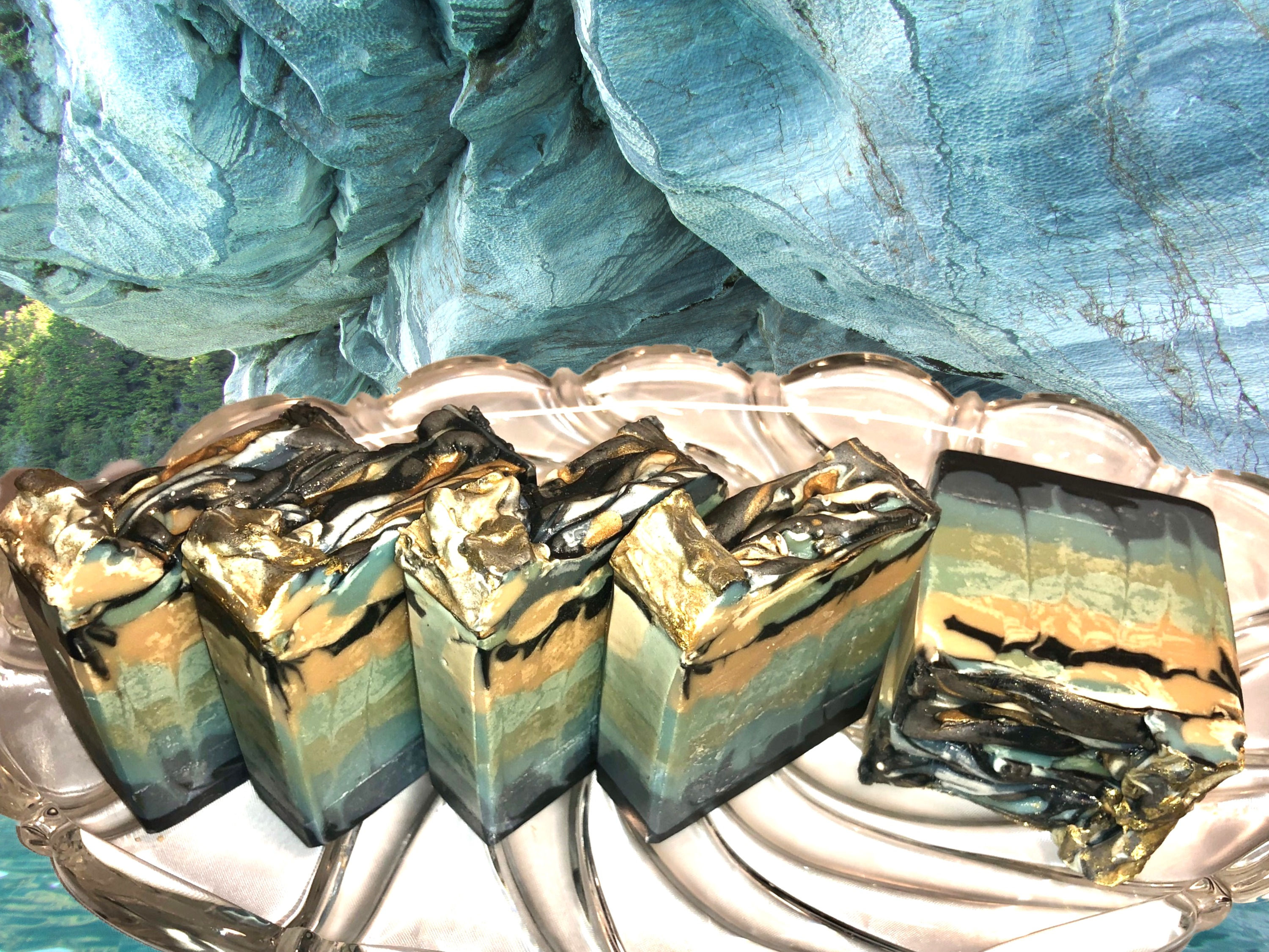 Man Cave Oatmeal, Goats Milk, Charcoal Handcrafted Soap