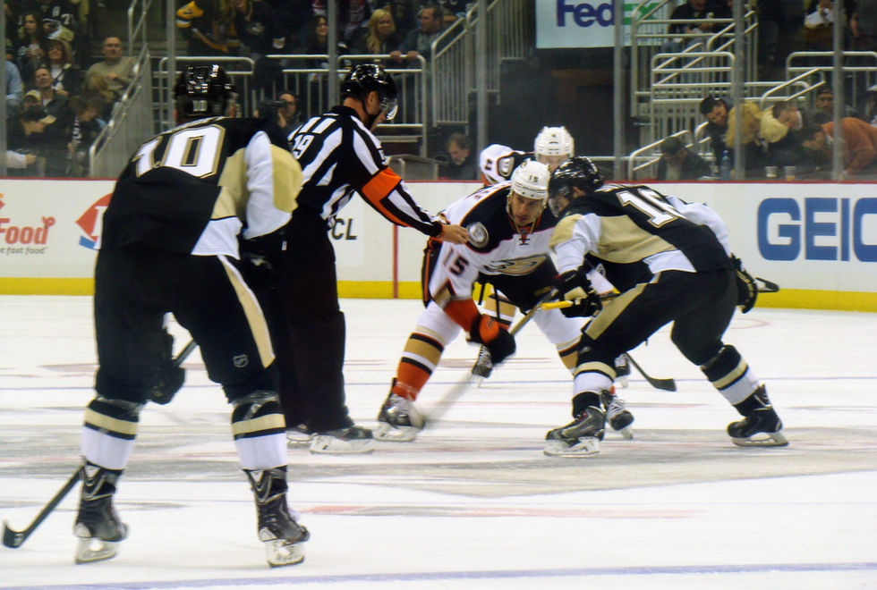 DSC09892 ___Faceoff- Brandon Sutter vs. Anaheim's Ryan Getzlaff [NHL Faceoff 2014- PIT vs.