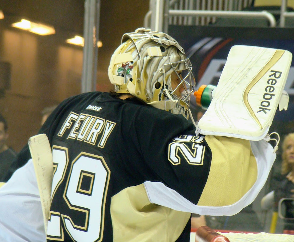 ___Marc-Andre Fleury takes a water break [NHL Faceoff 2014- PIT vs. ANA Home Opener- Octob