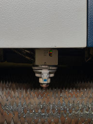 tête du laser chez laser découpe production