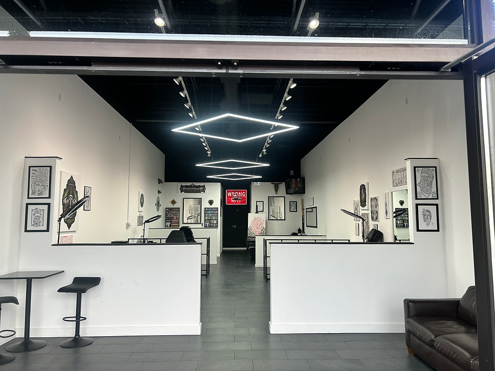 the new tattoo shop is finally done, 5 stations, waiting area, piercing & more. almanegra