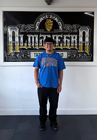 estevan ruiz-vale, tattoo artist aprentice almanegra tattoo studio snohomish wa, local art