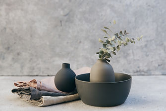 Minimalist Ceramic Setup