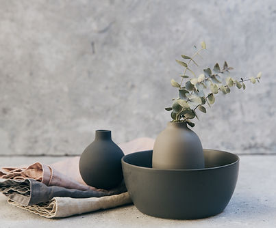 Minimalist Ceramic Setup