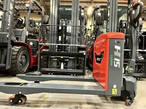 Electric Pallet Trucks Ireland: Improving Efficiency in Every Workplace