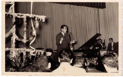 Fernando balu cantando