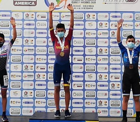 ORO VALLENATO EN PANAMERICANO DE PATINAJE