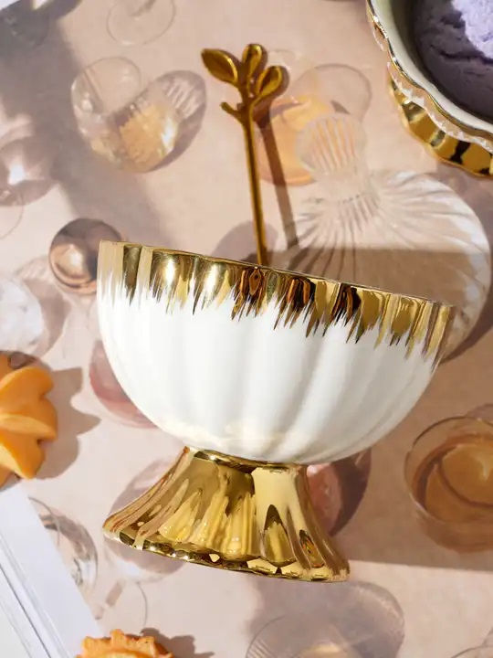Thumbnail: Modern Ice Cream Cups