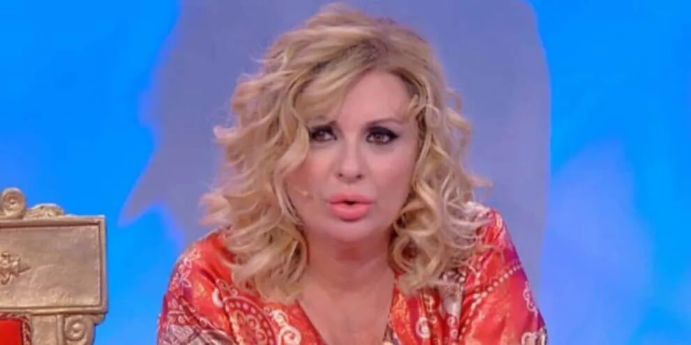 Assenza Tina Cipollari A Uomini E Donne