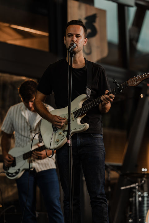 Sean Stynes of PARALLELZ performing in Grand Rapids, Michigan