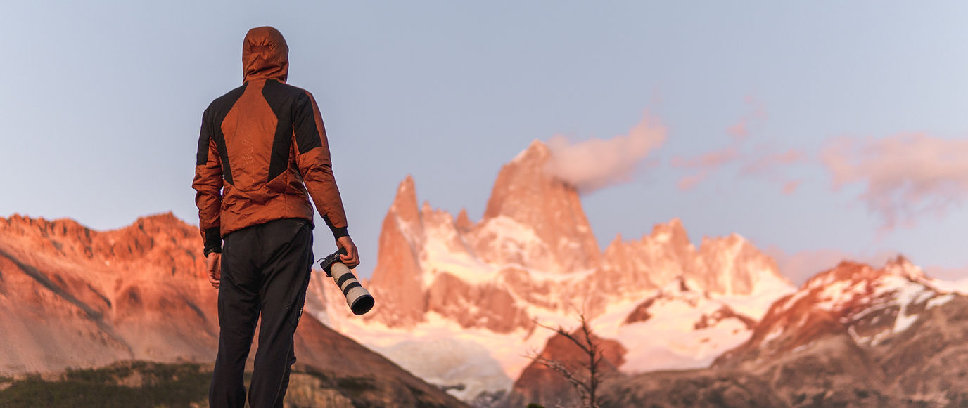 Photographer in front of Fitz Roy