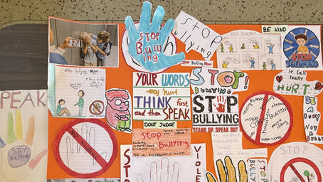 Το 1ο ΗΜΕΡΗΣΙΟ ΓΥΜΝΑΣΙΟ ΜΟΛΑΩΝ ενάντια στο Bullying | Μίλα Τώρα. Με σύνθημα "Μίλα Τώρα" όλα τα σχολεία της Ελλάδας ενώνουν τις δυνάμεις τους ενάντια στο Bullying