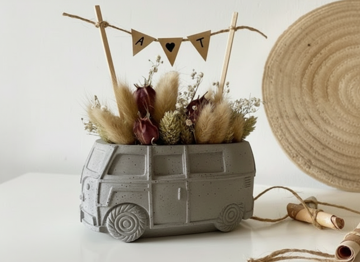 VW Retro Camper Cement | VW Retro Camper with Beeswax Candle