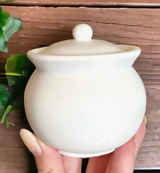 Thumbnail: Honey Pot & Lid | Beeswax Candle in Honey Pot with Lid