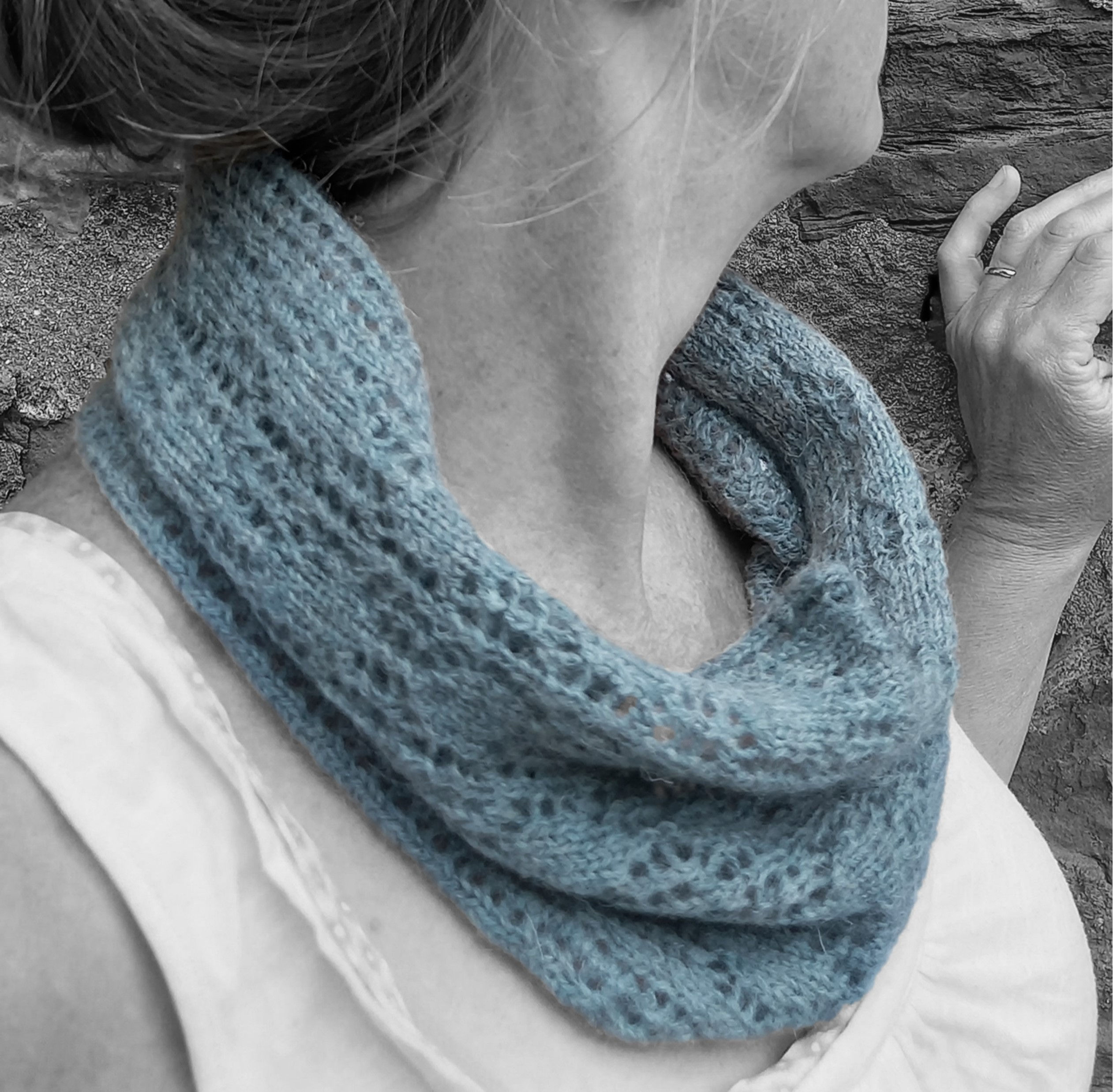 Strung leaves single loop cowl