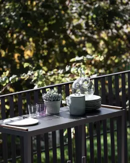 FLAIR Trolley – Shown in a high-end residential outdoor entertaining setting.