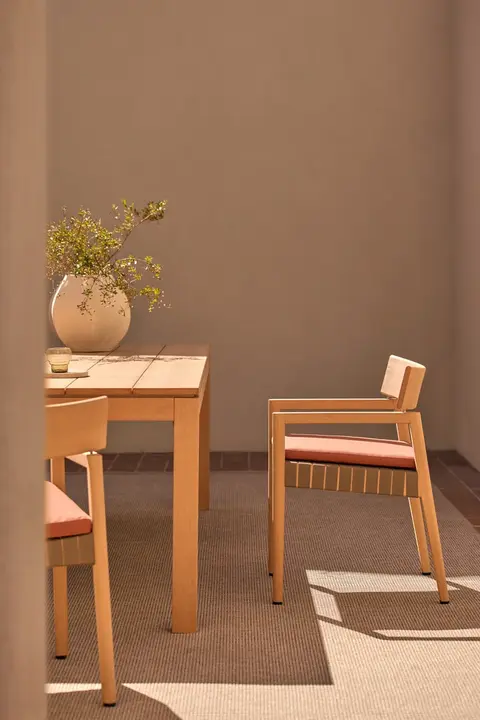 Kubik weatherproof techteak outdoor dinning chairs, in residential setting