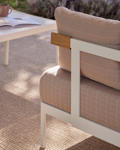 Point Legacy outdoor armchairs close up