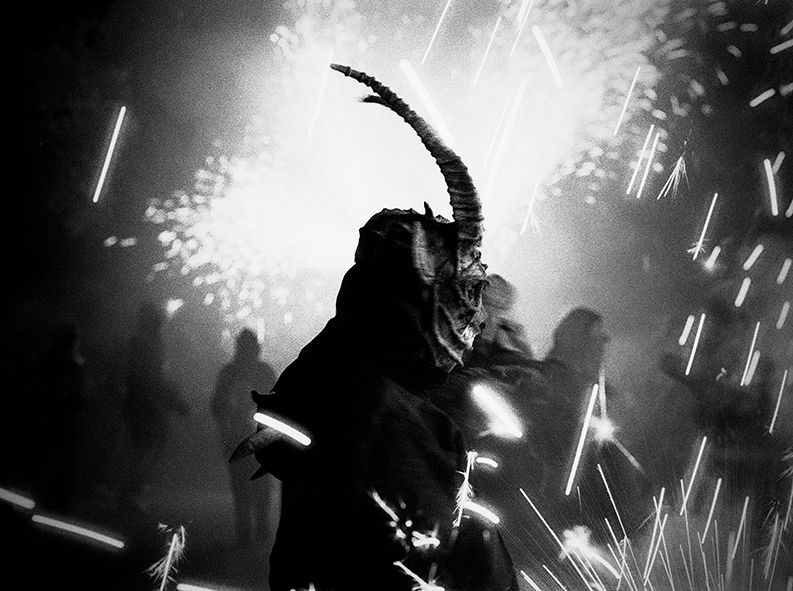 Miniature : CORREFOCS de GREG CALVACHE