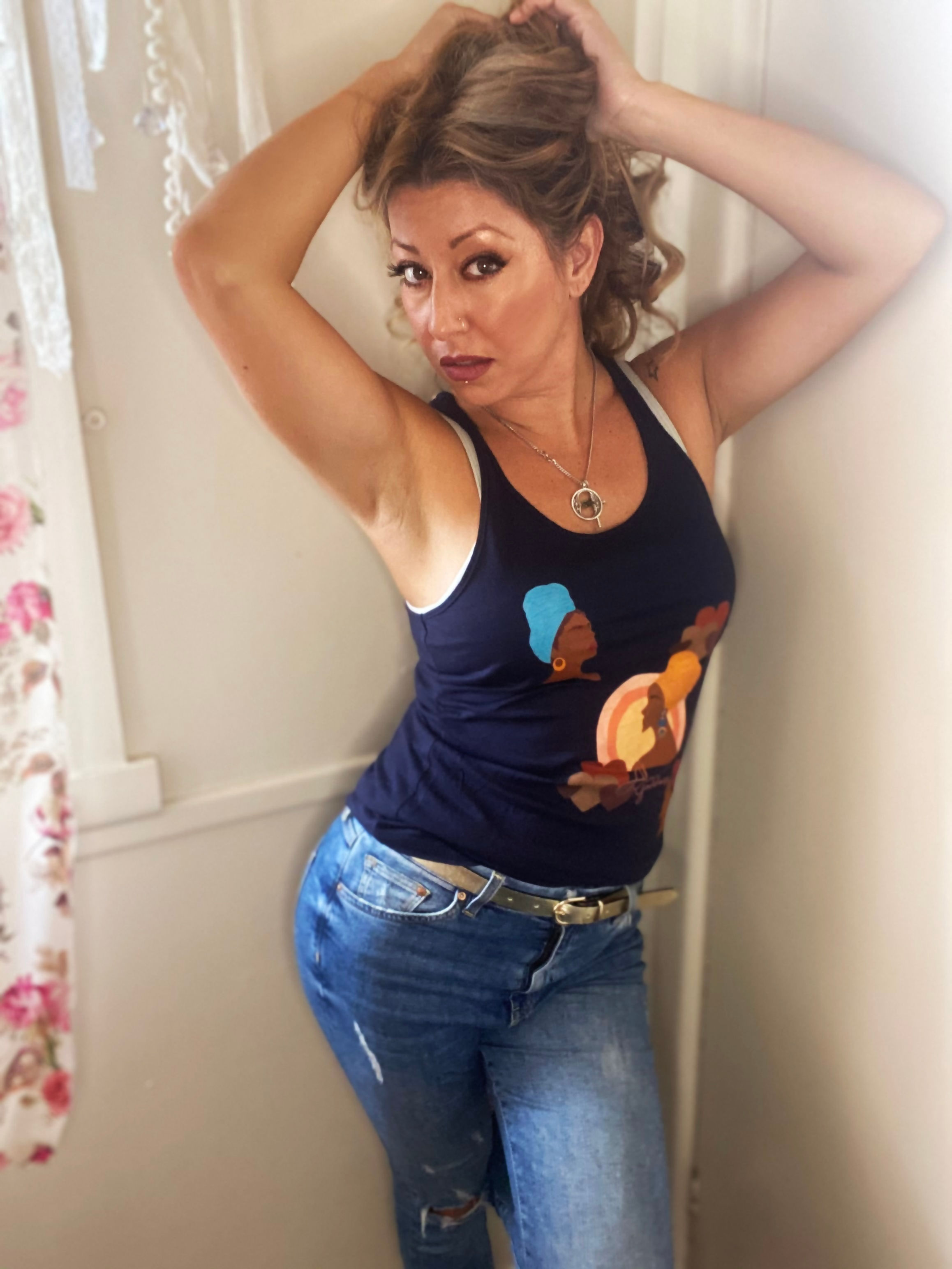 Melanin Love Authentee Racer back (navy)