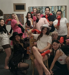 Hens party, hens party ideas, hens party burlesque dance lesson, burlesque dance class, hens night, girls night out, hens party burlesque dance, dance class, party entertainment near me, party entertainment, wedding entertainment, burlesque dance class, pamper parties, hens pamper parties