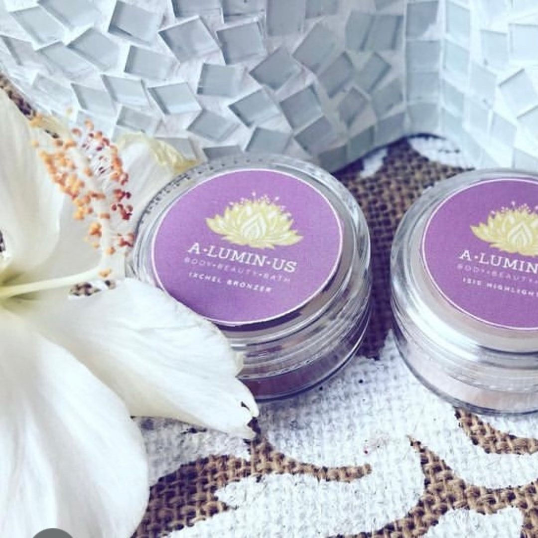 Mineral Eye Glow ; Beauty Of Venus